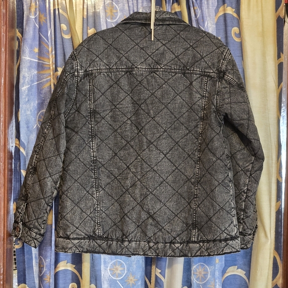 Elan Distressed Jacket Size Medium EUC - Picture 2 of 4